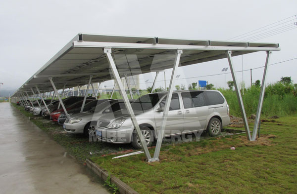 太陽(yáng)能車棚的特點(diǎn)及未來(lái)發(fā)展前景怎樣？