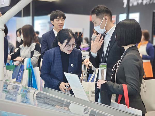 邁貝特東京PV EXPO現(xiàn)場(chǎng)